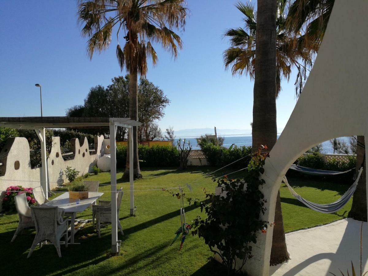 Bed and Breakfast La Casa Di Nina La Maddalena  Exterior foto